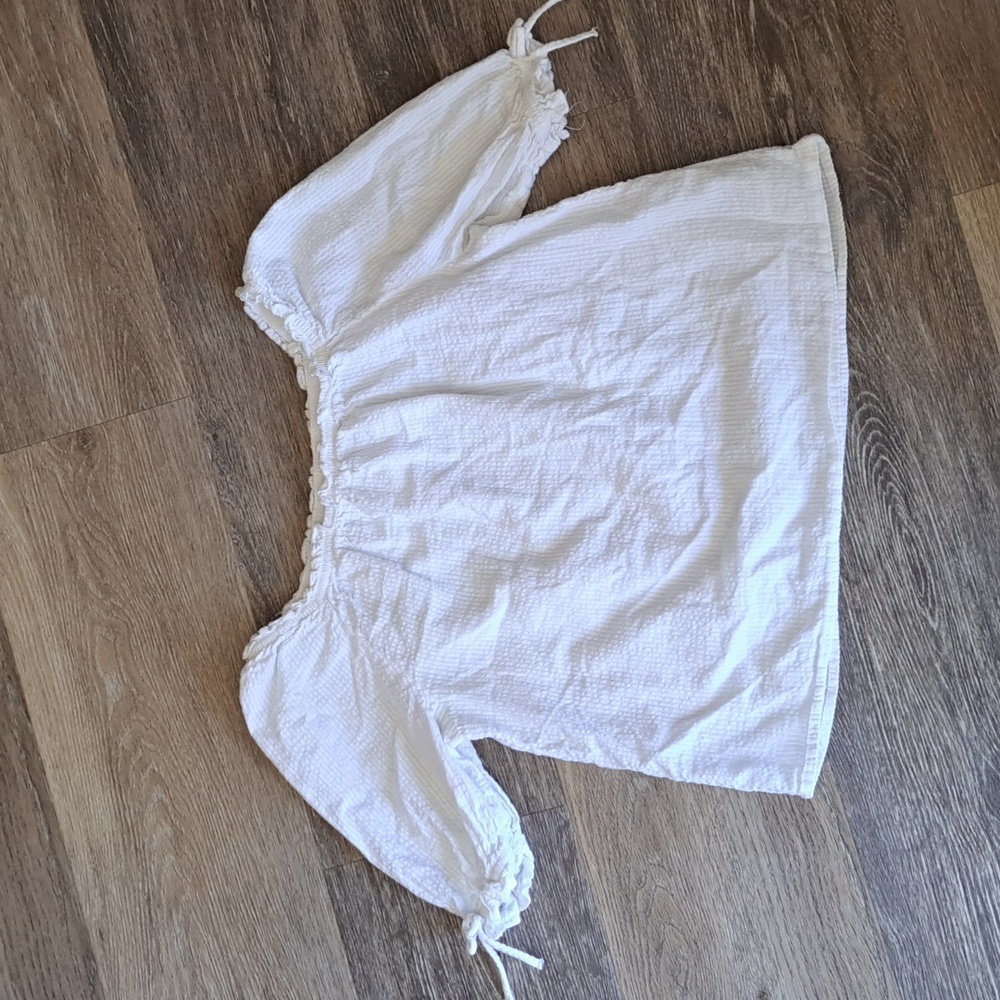 H & M Seersucker Top - 12/14